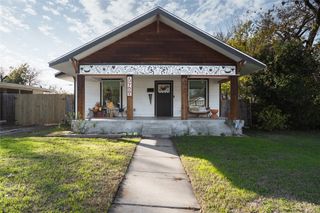 3758 Wayside Avenue, Fort Worth, TX 76110