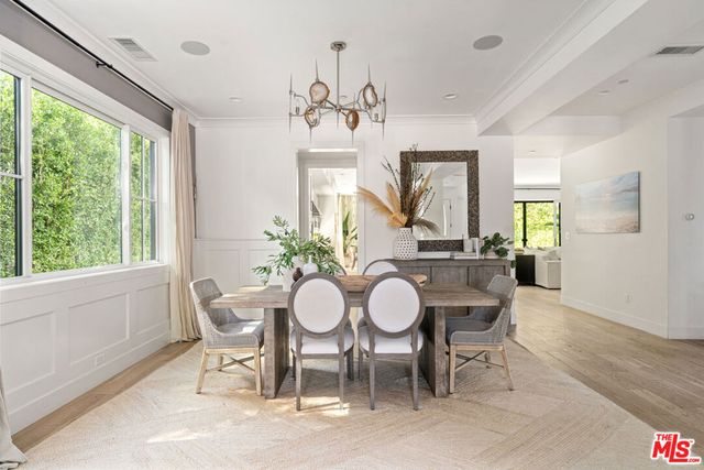 11813 Woodbine Avenue, Los Angeles, CA 90066