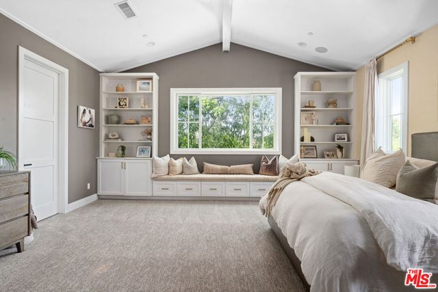 11813 Woodbine Avenue, Los Angeles, CA 90066