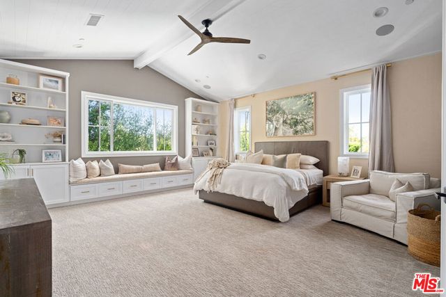 11813 Woodbine Avenue, Los Angeles, CA 90066