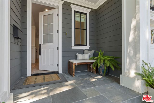 11813 Woodbine Avenue, Los Angeles, CA 90066