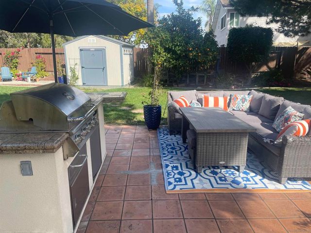 5280 Rosewood Dr., Oceanside, CA 92056