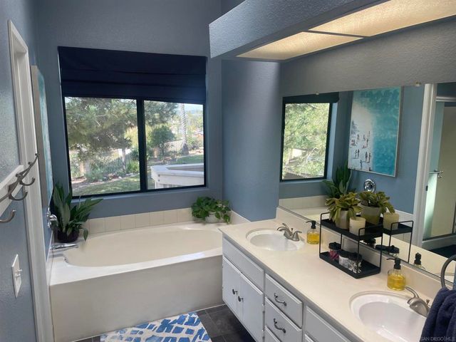 5280 Rosewood Dr., Oceanside, CA 92056