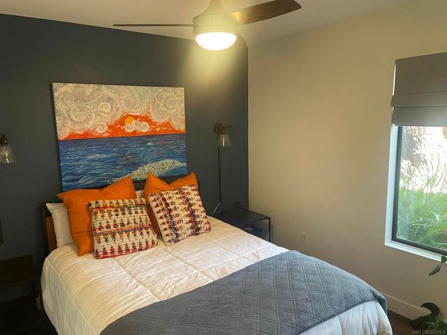 5280 Rosewood Dr., Oceanside, CA 92056