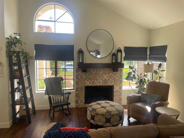 5280 Rosewood Dr., Oceanside, CA 92056