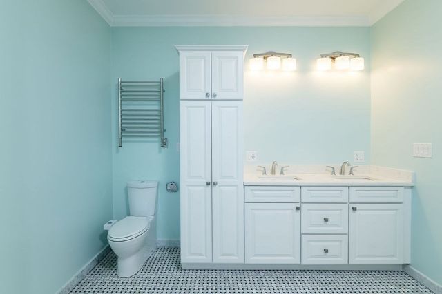 142 Fuller St 4, Brookline, MA 02446