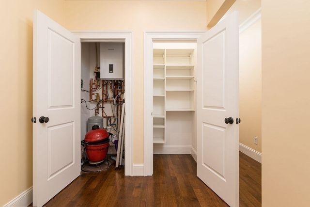 142 Fuller St 4, Brookline, MA 02446