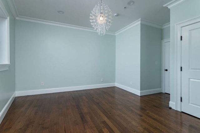 142 Fuller St 4, Brookline, MA 02446