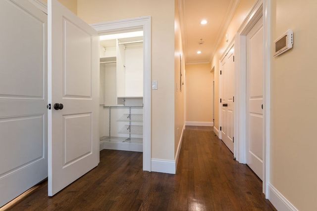 142 Fuller St 4, Brookline, MA 02446