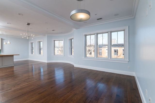 142 Fuller St 4, Brookline, MA 02446