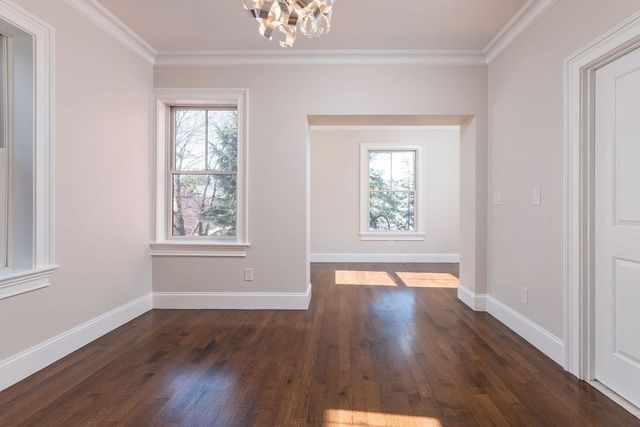 142 Fuller St 4, Brookline, MA 02446