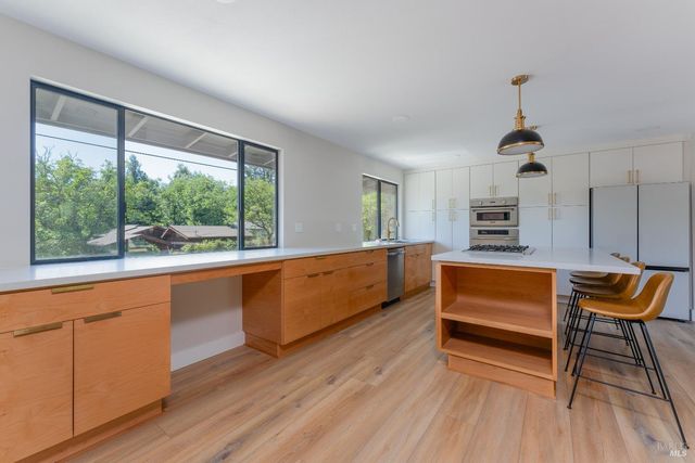 788 Walnut Ave, Ukiah, CA 95482