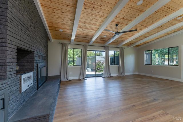 788 Walnut Ave, Ukiah, CA 95482