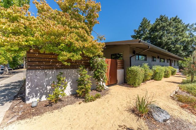 788 Walnut Ave, Ukiah, CA 95482