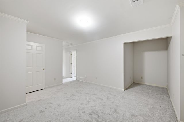 1850 WOOD OAK DR, Memphis, TN 38016