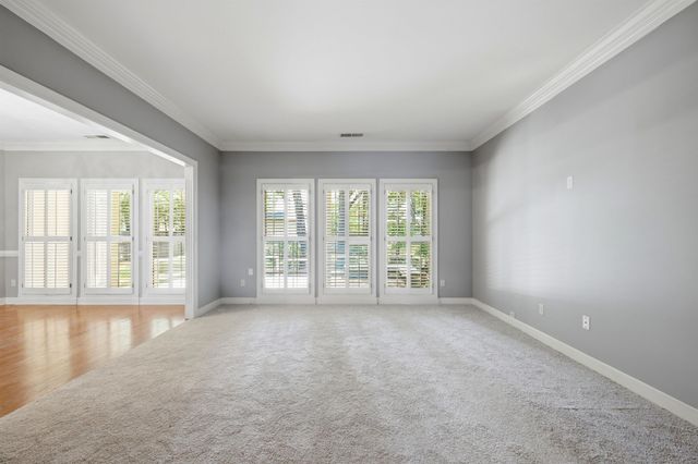 1850 WOOD OAK DR, Memphis, TN 38016