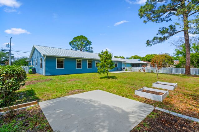 5900 Birch Drive, Fort Pierce, FL 34982