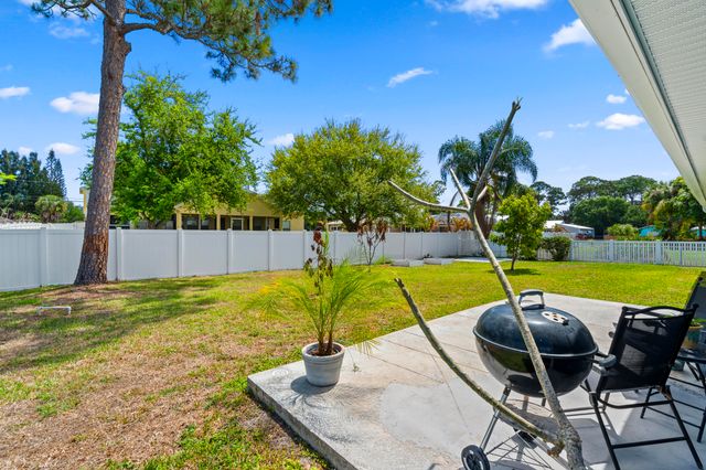 5900 Birch Drive, Fort Pierce, FL 34982