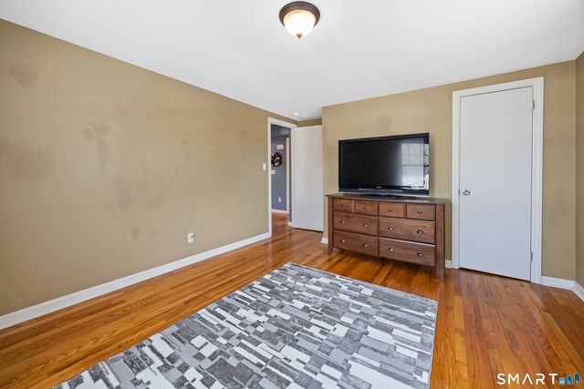 90 Plumb Avenue, Meriden, CT 06450