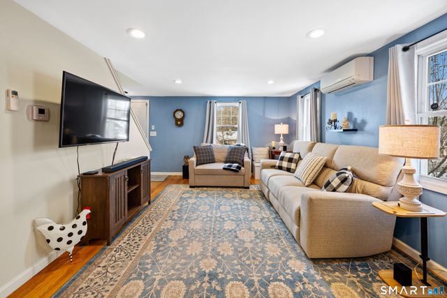 90 Plumb Avenue, Meriden, CT 06450