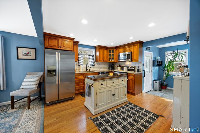 90 Plumb Avenue, Meriden, CT 06450