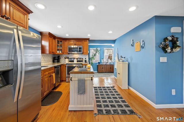 90 Plumb Avenue, Meriden, CT 06450