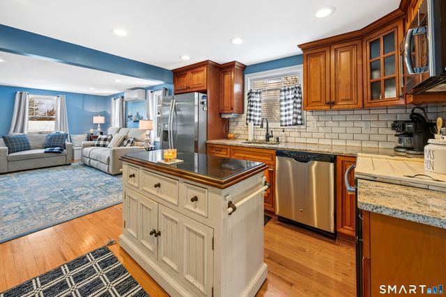 90 Plumb Avenue, Meriden, CT 06450