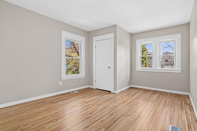 3744 5th Avenue S, Minneapolis, MN 55409
