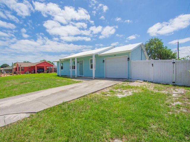 980 SW Connecticut Terrace, Port St. Lucie, Port St Lucie, FL 34953