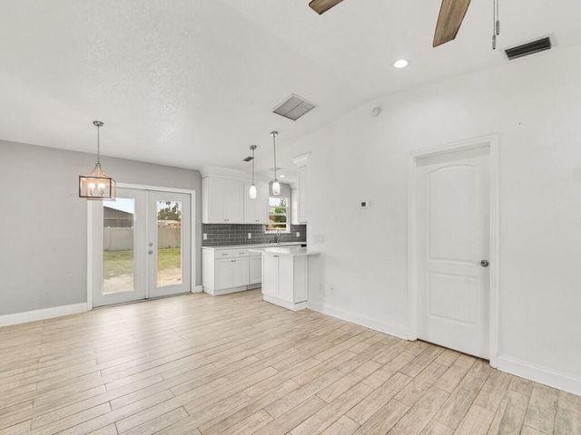 980 SW Connecticut Terrace, Port St. Lucie, Port St Lucie, FL 34953