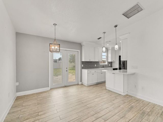 980 SW Connecticut Terrace, Port St. Lucie, Port St Lucie, FL 34953