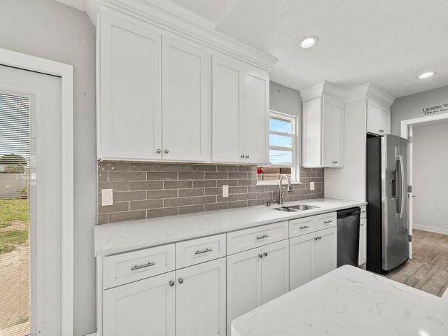 980 SW Connecticut Terrace, Port St. Lucie, Port St Lucie, FL 34953