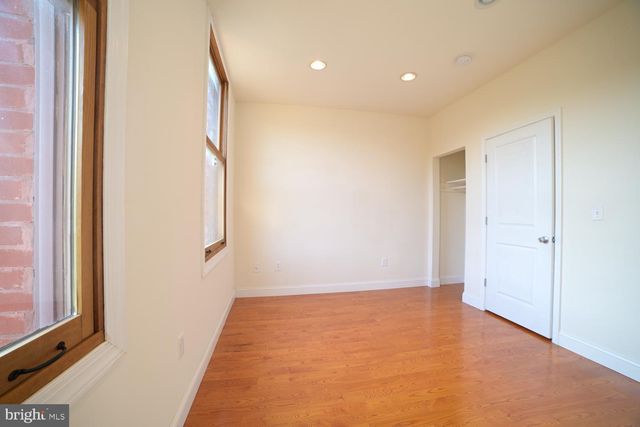 1735 W DIAMOND ST, Philadelphia, PA 19121
