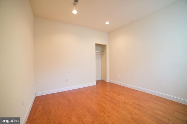 1735 W DIAMOND ST, Philadelphia, PA 19121