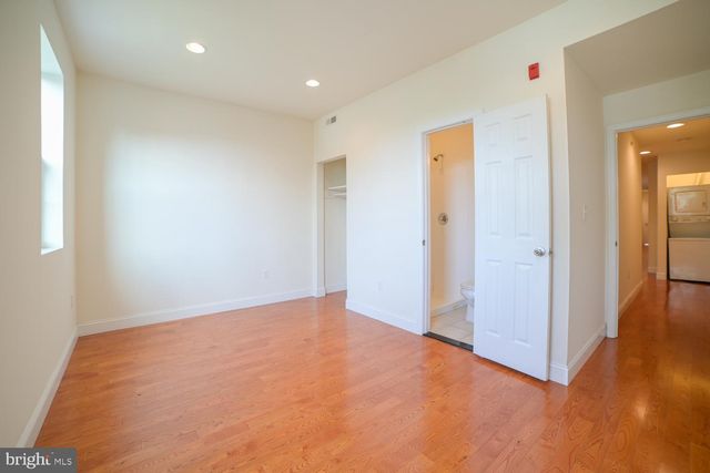 1735 W DIAMOND ST, Philadelphia, PA 19121