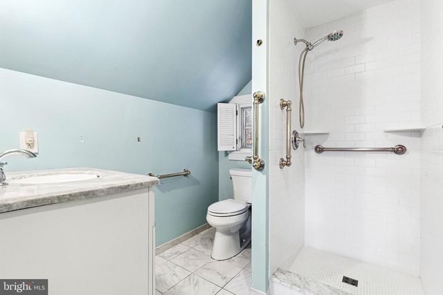 344 KNOLL TOP, Haddonfield, NJ 08033