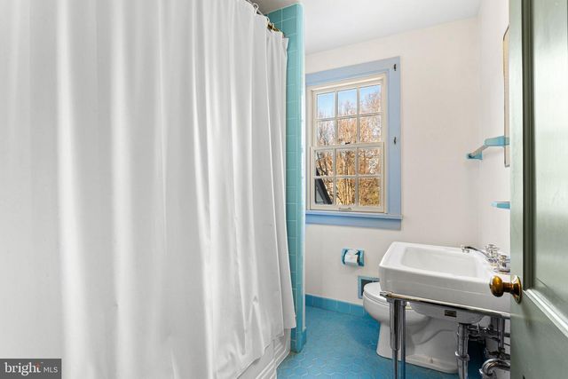 344 KNOLL TOP, Haddonfield, NJ 08033