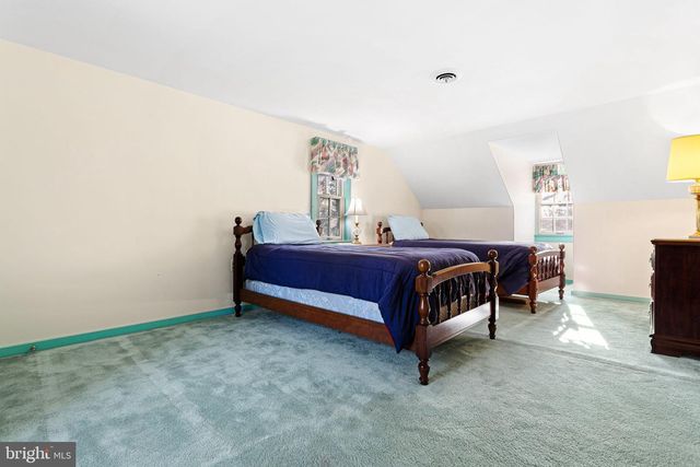 344 KNOLL TOP, Haddonfield, NJ 08033