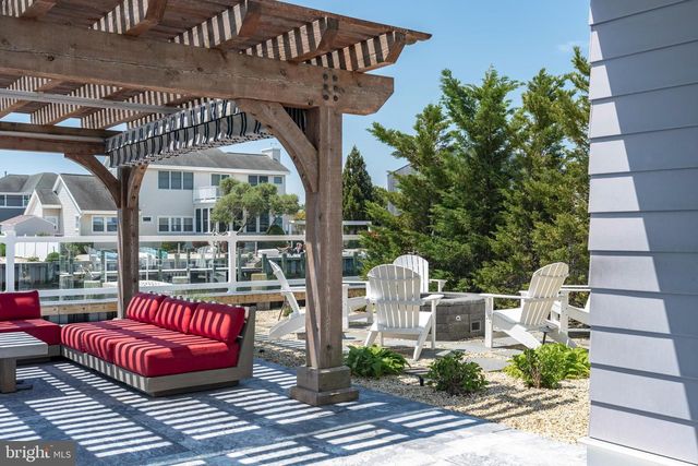 188 NAUTILUS DR, Long Beach Township, NJ 08008