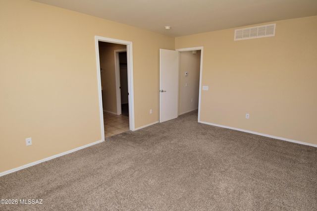 10610 E Pleasant Pasture Drive, Tucson, AZ 85747