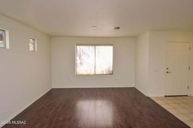 10610 E Pleasant Pasture Drive, Tucson, AZ 85747