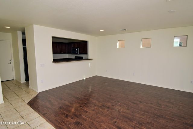 10610 E Pleasant Pasture Drive, Tucson, AZ 85747