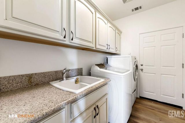 5305 Coronado Street, Bakersfield, CA 93314