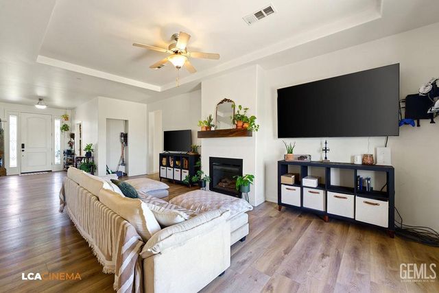 5305 Coronado Street, Bakersfield, CA 93314