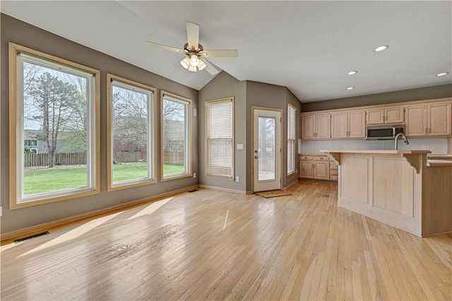 10468 W 131st Street, Overland Park, KS 66213