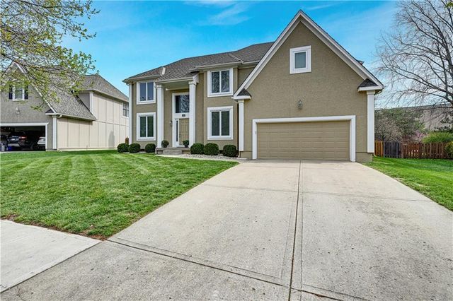 10468 W 131st Street, Overland Park, KS 66213