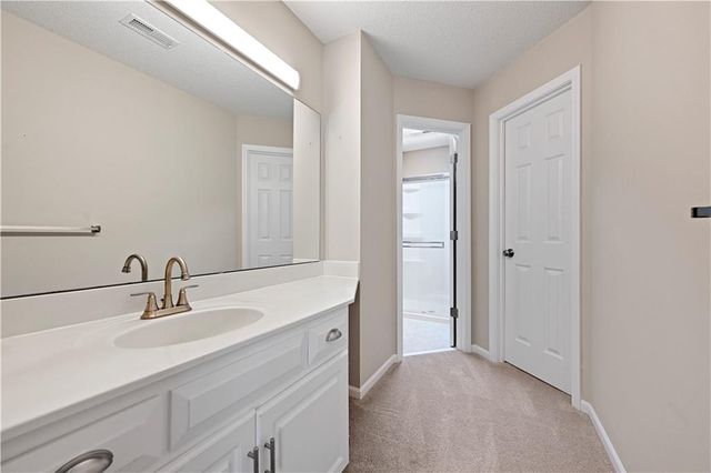 10468 W 131st Street, Overland Park, KS 66213
