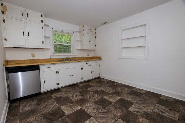 266 Denny Rd, Clarksville, TN 37043