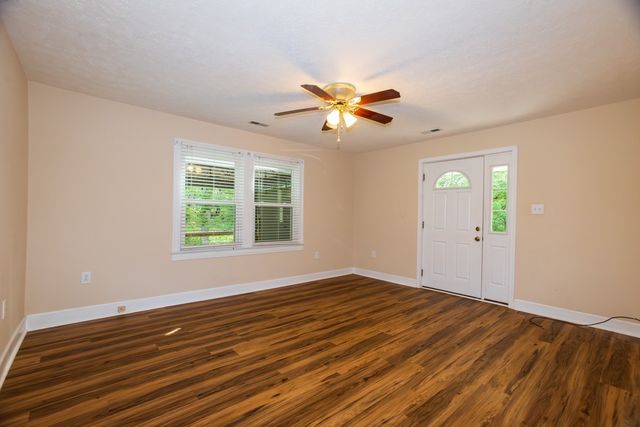 266 Denny Rd, Clarksville, TN 37043