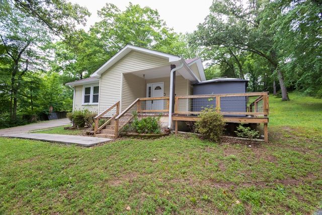 266 Denny Rd, Clarksville, TN 37043